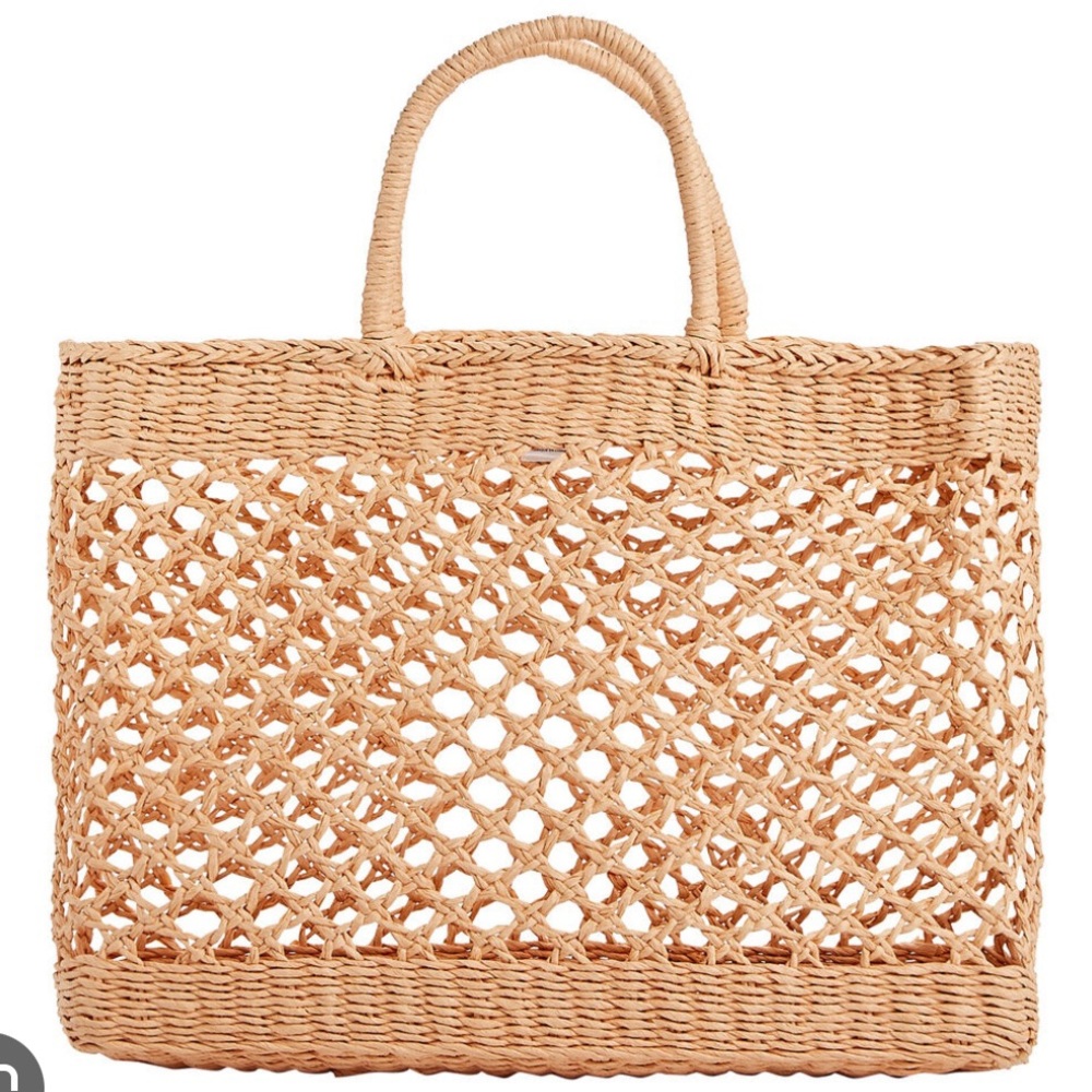 BTB Los Angeles Sunday Morning Raffia Tote in natural NWT